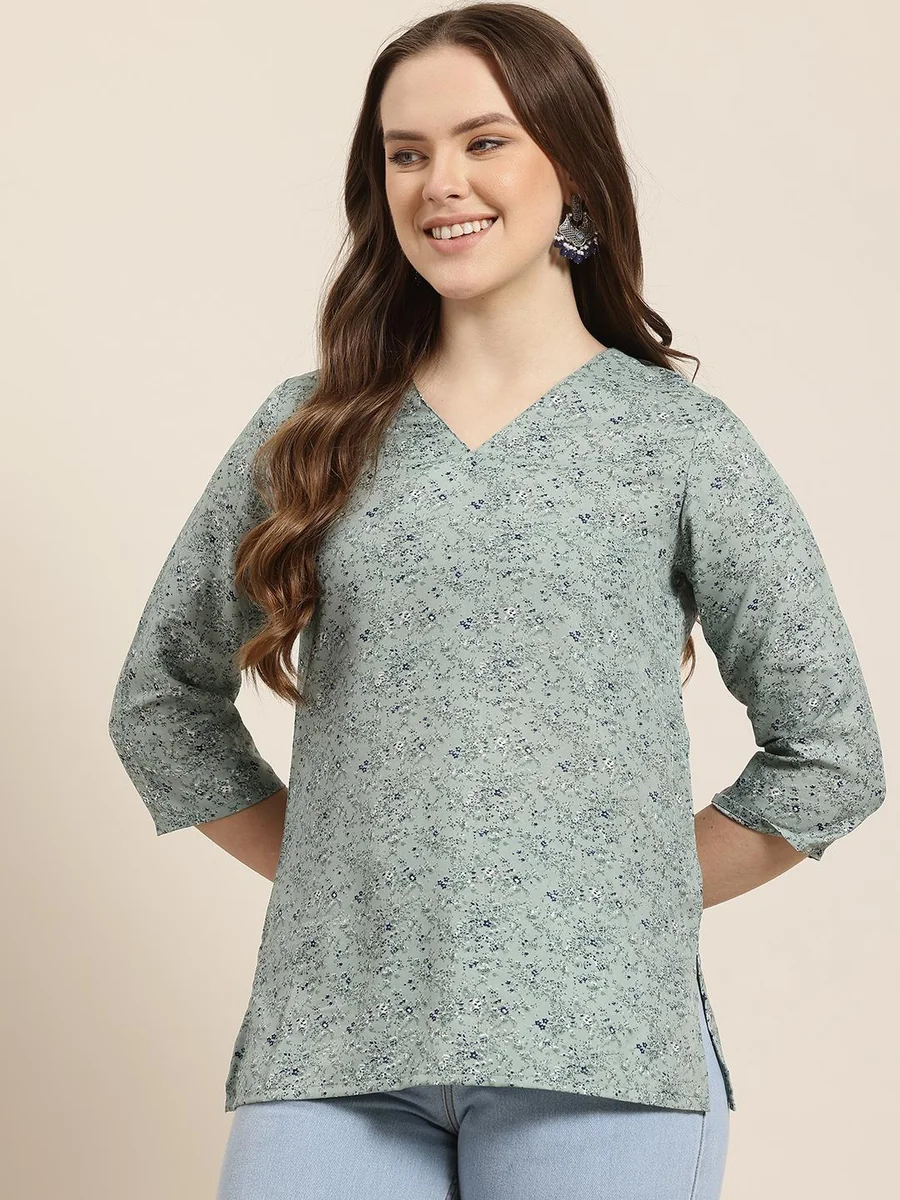 Micro Florals Print V-Neck Straight Short Kurti - Best Price ₹174 at Myntra