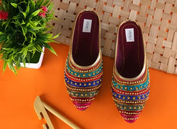 Clorigs Clorigs Ethnic Comfortable || Punjabi Hamdmade Mule Ethnic Mule For Women  (Multicolor , 7)