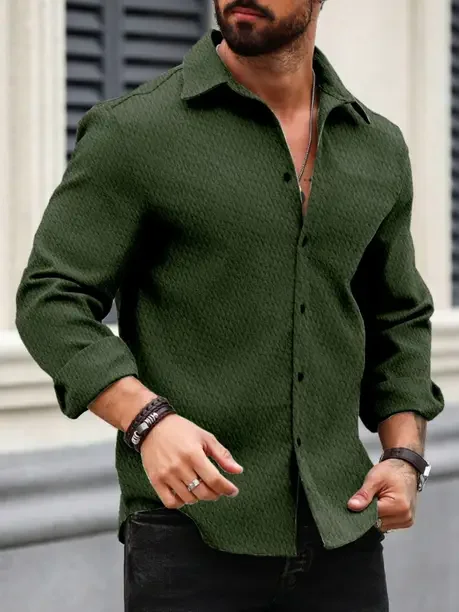 Force Men Regular Fit Striped Curved Collar Casual Shirt