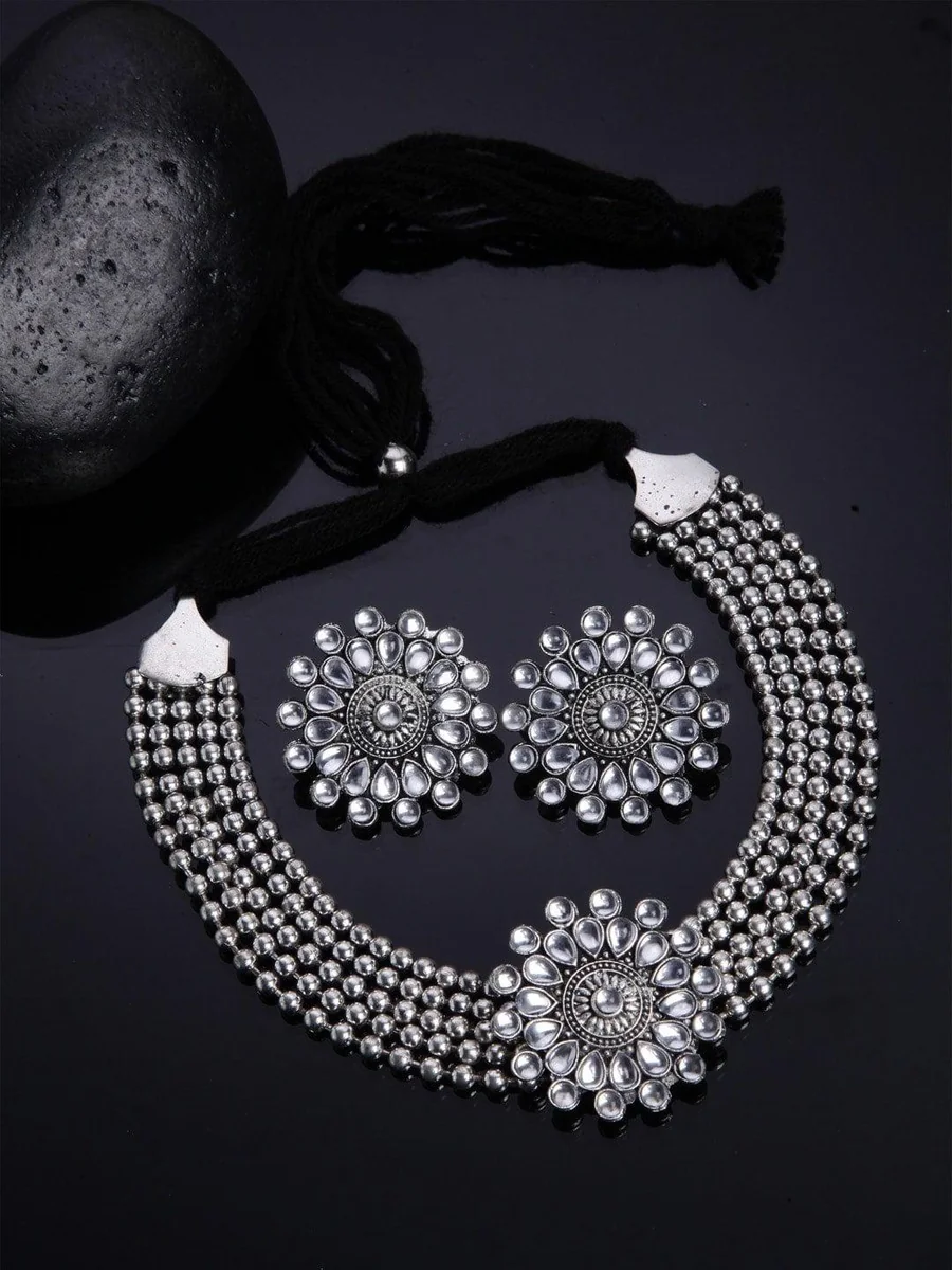 Silver Plated Stone Studded & Beaded Jewellery Set - Best Price ₹799 at Myntra