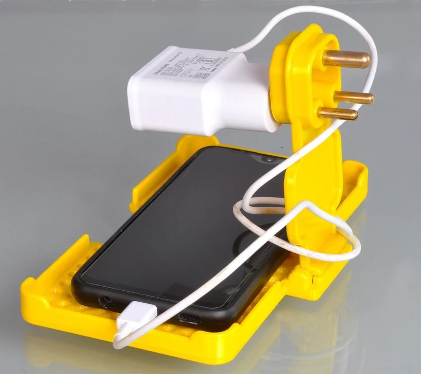 kokailkitchan CHARGING PAD WITH GLOSSY LOOK AND STRONG ...