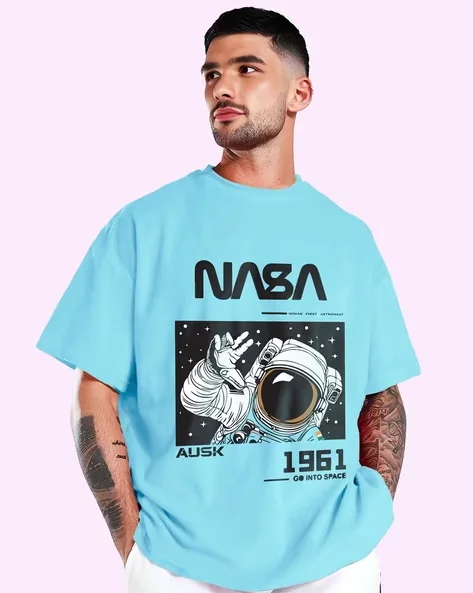 Men Graphic Oversized Fit T-Shirt - Best Price ₹169 at Ajio