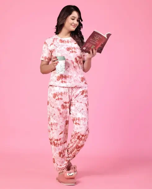 SAKARMAA Women Top & Pyjama Set Maroon Ombre/Dyed - Best Price ₹447 at Flipkart